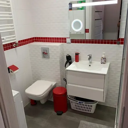 Apartament Sliska 25 아파트 *