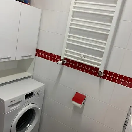 Apartament Sliska 25 아파트 *